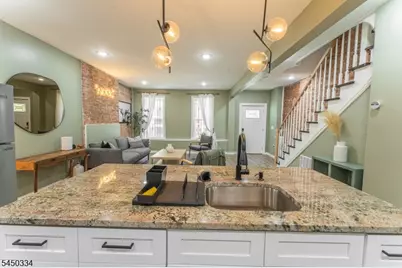 283 Dr Martin Luther King J, Newark, NJ 07102 - Photo 14