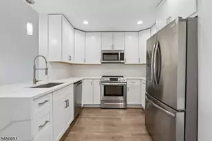 1 Carriage City Plz, Rahway, NJ 07065 - Photo 4