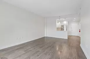 1 Carriage City Plz, Rahway, NJ 07065 - Photo 8