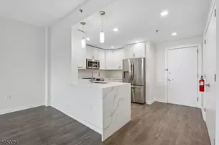 1 Carriage City Plz, Rahway, NJ 07065 - Photo 6