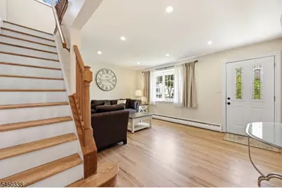 119 Ploch Rd, Clifton, NJ 07013 - Photo 6