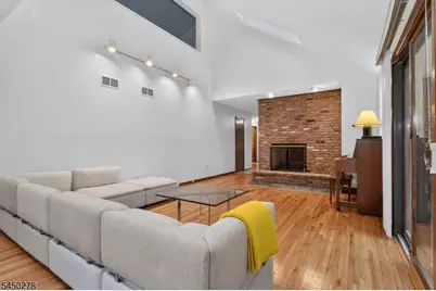 324 Eileen Way, Bridgewater, NJ 08807 - Photo 4