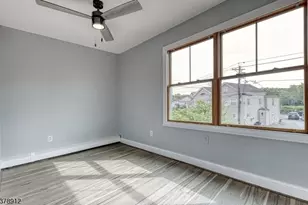 101 Carlton Ave, East Rutherford, NJ 07073 - Photo 16