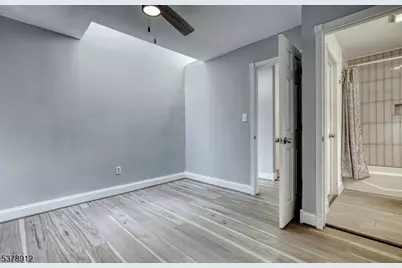 101 Carlton Ave, East Rutherford, NJ 07073 - Photo 20