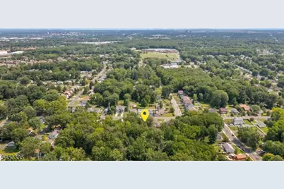 618 Wood Ave, North Brunswick Township, NJ 08902 - Photo 32
