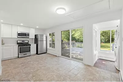 618 Wood Ave, North Brunswick Township, NJ 08902 - Photo 8