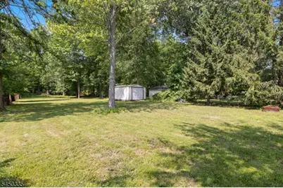 618 Wood Ave, North Brunswick Township, NJ 08902 - Photo 22