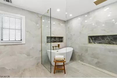 204 N Union Ave, Cranford Township, NJ 07016 - Photo 30