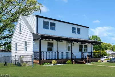 414 S Pine Ave, Sayreville, NJ 08879 - Photo 2