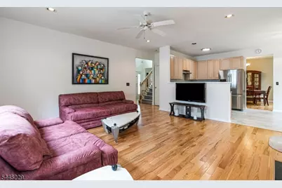 19 Heinrick Way, Bridgewater, NJ 08807 - Photo 8