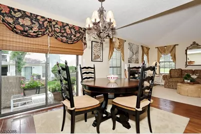 73 Konight Ct, Mahwah, NJ 07430 - Photo 8