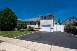 44 Lorrie Ln, Clifton, NJ 07012 - Photo 2