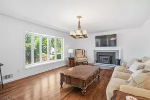 42 Sandy Hill Rd, Westfield, NJ 07090 - Photo 6