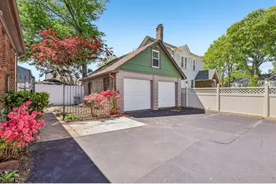 423 E Lincoln Ave, Roselle Park, NJ 07204 - Photo 10