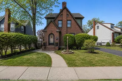 423 E Lincoln Ave, Roselle Park, NJ 07204 - Photo 2