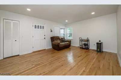 1206 Gruber Ave, Union Township, NJ 07083 - Photo 6