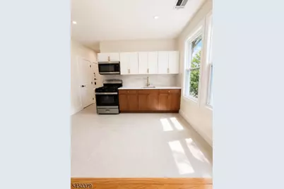 34 Feiner Pl, Irvington, NJ 07111 - Photo 16