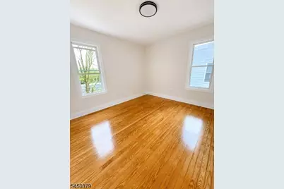 34 Feiner Pl, Irvington, NJ 07111 - Photo 8