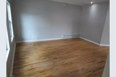 279 Oregon St, Union Township, NJ 07088 - Photo 6