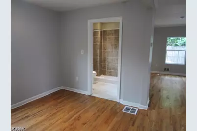 279 Oregon St, Union Township, NJ 07088 - Photo 12