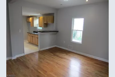 279 Oregon St, Union Township, NJ 07088 - Photo 10