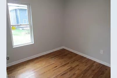 279 Oregon St, Union Township, NJ 07088 - Photo 18