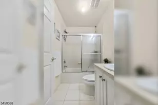 107 Brittany Ct, Clifton, NJ 07013 - Photo 16