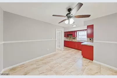 78 Beverly St, Newark, NJ 07108 - Photo 32