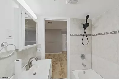 78 Beverly St, Newark, NJ 07108 - Photo 28