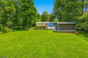 142 Gunn Rd, Frankford Township, NJ 07826 - Photo 14