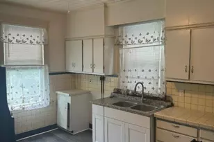 45 N 17th St, East Orange, NJ 07017 - Photo 8