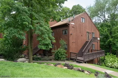 4 Augusta Dr #2, Vernon, NJ 07462 - Photo 2