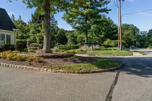 65 Hampshire Dr, Mendham, NJ 07945 - Photo 22