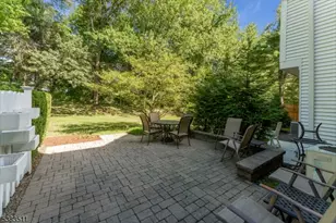 65 Hampshire Dr, Mendham, NJ 07945 - Photo 18