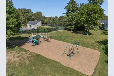65 Hampshire Dr, Mendham, NJ 07945 - Photo 32