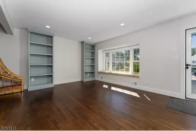 65 Hampshire Dr, Mendham, NJ 07945 - Photo 4