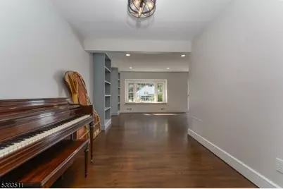65 Hampshire Dr, Mendham, NJ 07945 - Photo 6