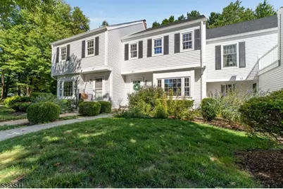 65 Hampshire Dr, Mendham, NJ 07945 - Photo 2