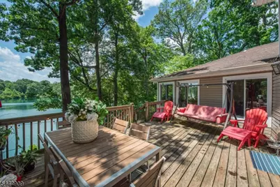 146 Lakewood Dr, Denville, NJ 07834 - Photo 34