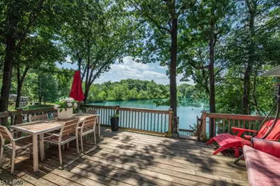 146 Lakewood Dr, Denville, NJ 07834 - Photo 4