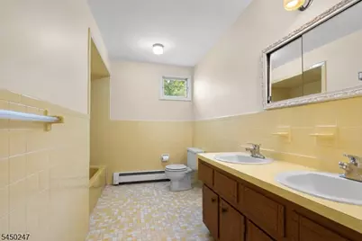 47 E Cheryl Rd, Montville Township, NJ 07058 - Photo 28