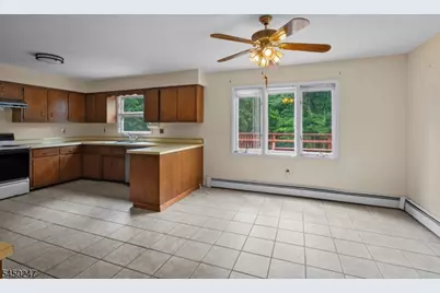 47 E Cheryl Rd, Montville Township, NJ 07058 - Photo 16