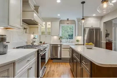 61 Collis Ln, Chester, NJ 07930 - Photo 8