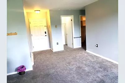 520 Newark Pompton Tpke #316, Pequannock Township, NJ 07444 - Photo 2