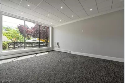 44 S Main St #6J, Lodi, NJ 07644 - Photo 4