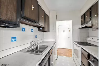 44 S Main St #6J, Lodi, NJ 07644 - Photo 16