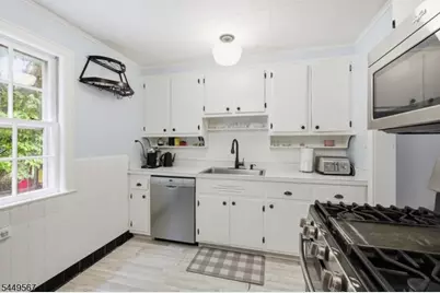 1 Argyle Road, Montclair, NJ 07043 - Photo 10