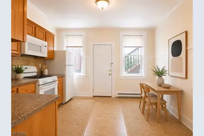 67 Bay St #2L, Montclair, NJ 07042 - Photo 4