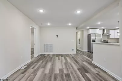 55 Shawnee Ave, Rockaway Township, NJ 07866 - Photo 14