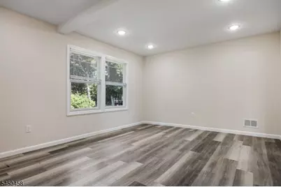 55 Shawnee Ave, Rockaway Township, NJ 07866 - Photo 18